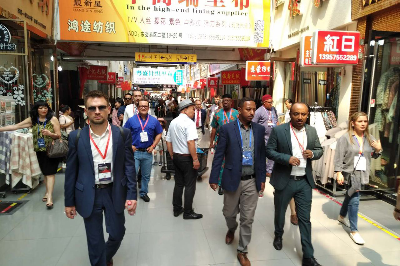 Антон Алфер в рамках мероприятий международного форума WTMC в Кэцяо.