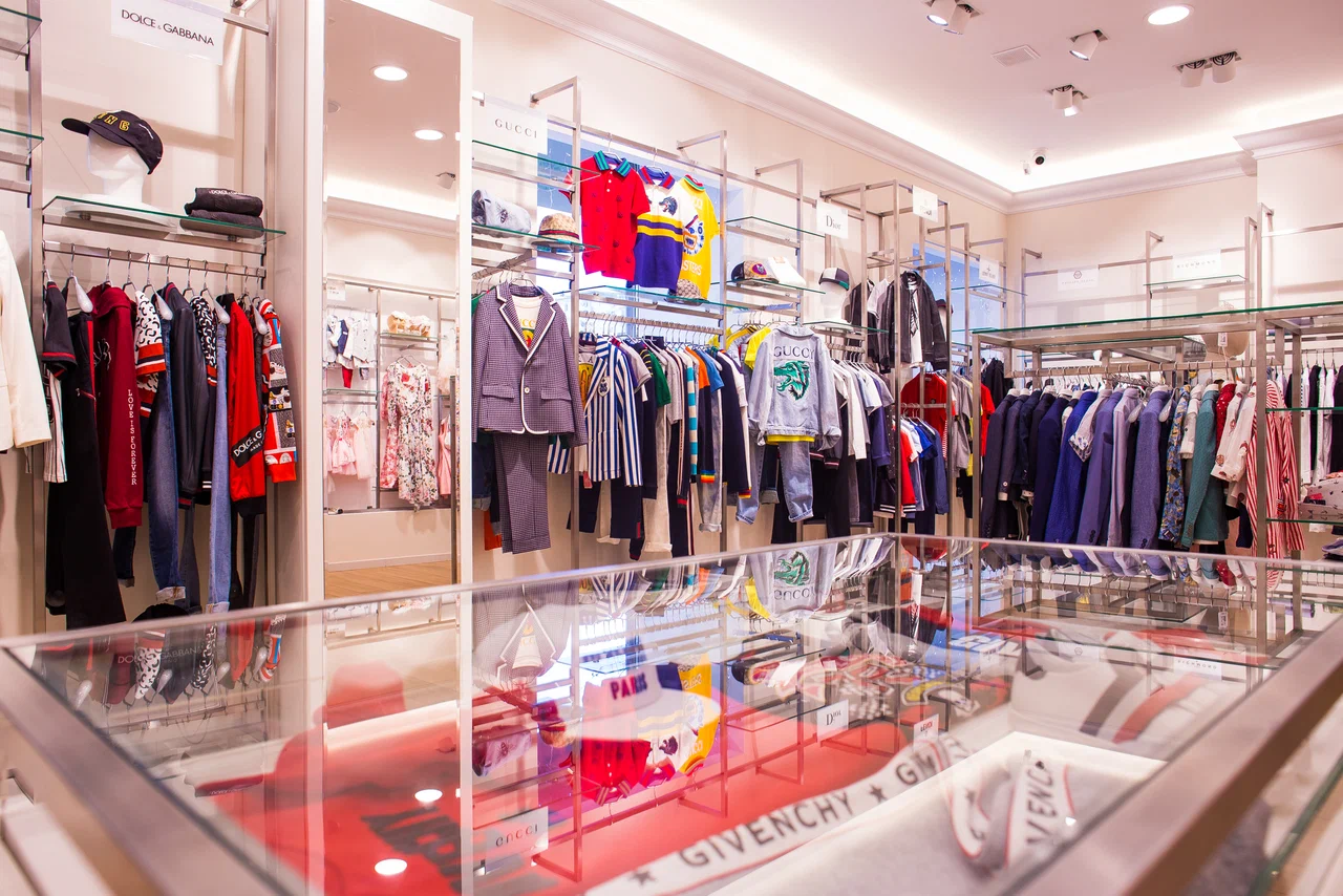 Магазин брендовой детской одежды в Москве
