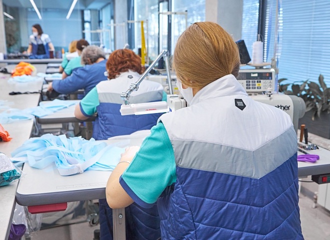 «Руководство к действию - объединение десятка швейных фабрик для производства масок»